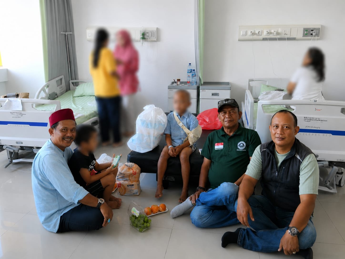 Mewakili Ketum Komnas PA, LPA Deli Serdang Jenguk Anak Korban Kekerasan Asal Dairi di RS Haji Medan