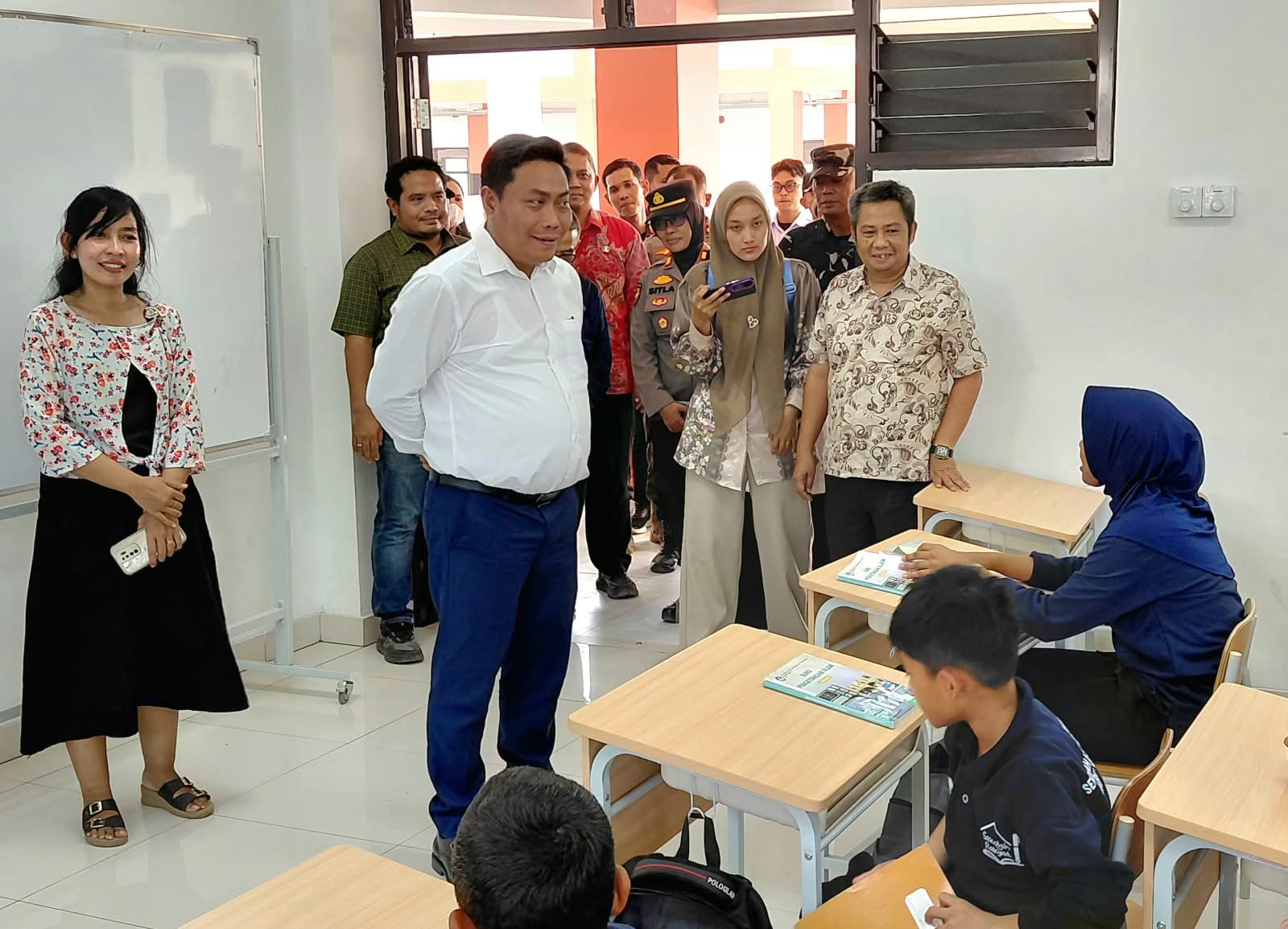 Wabup Deli Serdang Tinjau Sekolah Rakyat, Tekankan Mutu Pendidikan dan Pembinaan Karakter Siswa