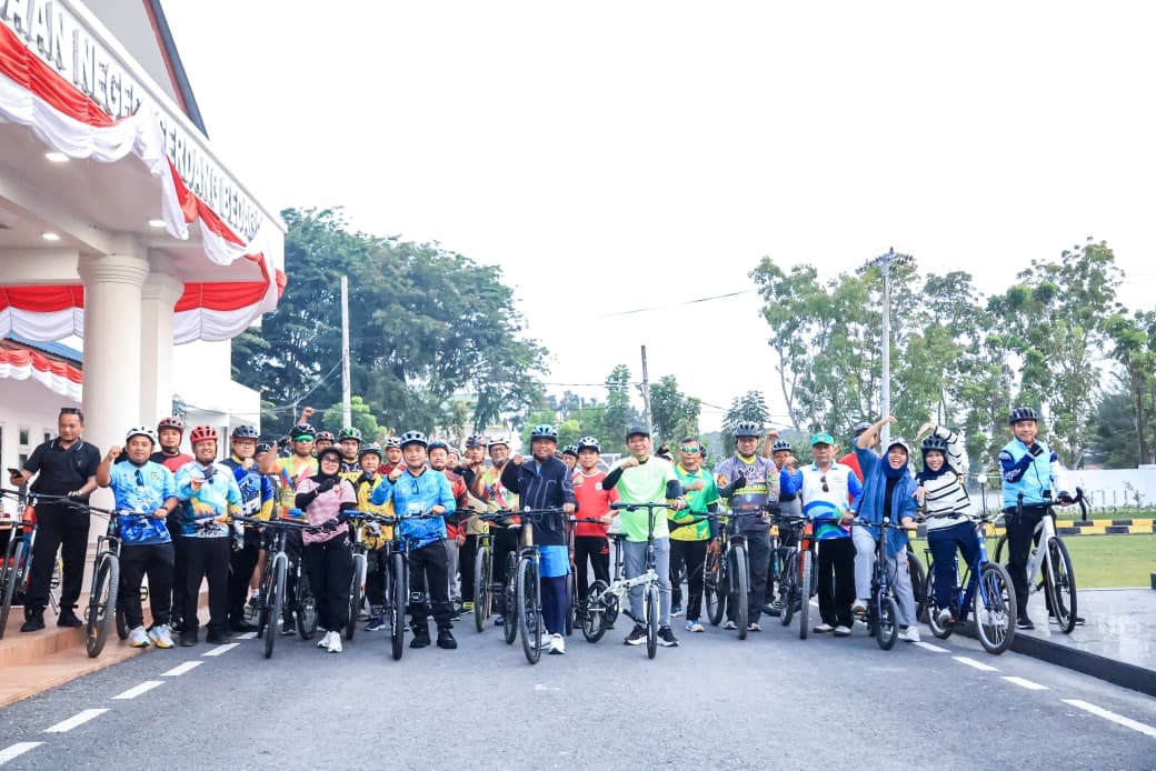 Gowes Bersama, Bupati Sergai dan Kajari Perkuat Sinergi serta Jaga Kebugaran